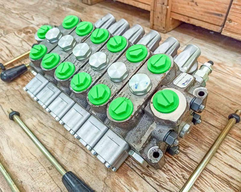 วาล์วมือโยก แบบสแตค (Directional Valves Sectional valves) Hydrocontrol 2