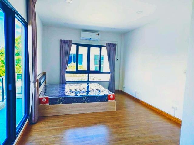 วงแหวน จตุโชติ แฟชั่นไอส์แลนด์ 3 กม. คฤหาสน์ ให้เช่าบ้านเดี่ยว 2 ชั้น 60ตรว 250ตรม. 4นอน 5น้ำ คลองสามวา ตลาดออเงิน 3.5 ก 7