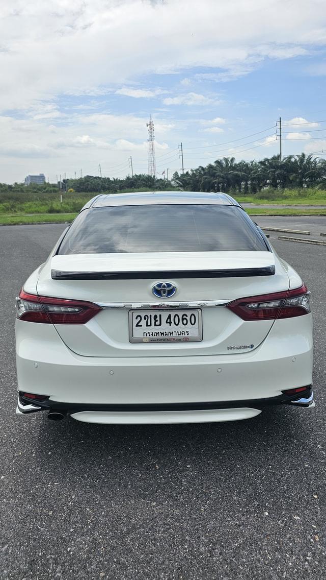 Toyota camry 2.5 HEV Premium Luxury 2022 6