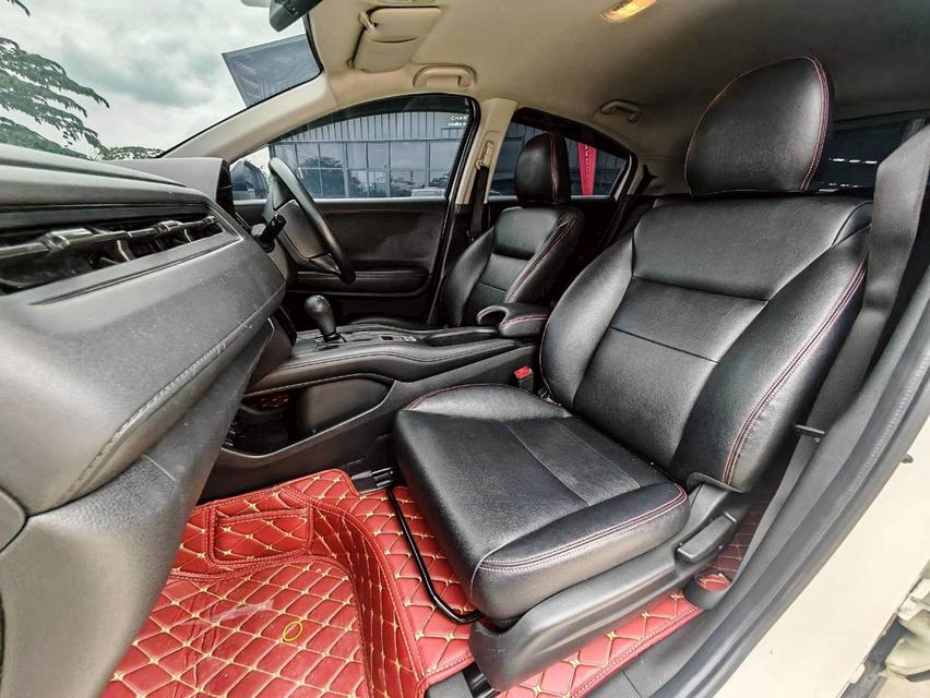 2015 HONDA HR-V 1.8E 8