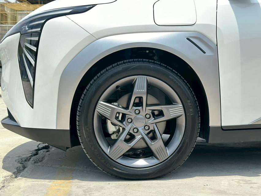 รหัสรถ PAT4371 AION 490 Y PLUS PREMIUM A/T  สีขาว ปี2025 19