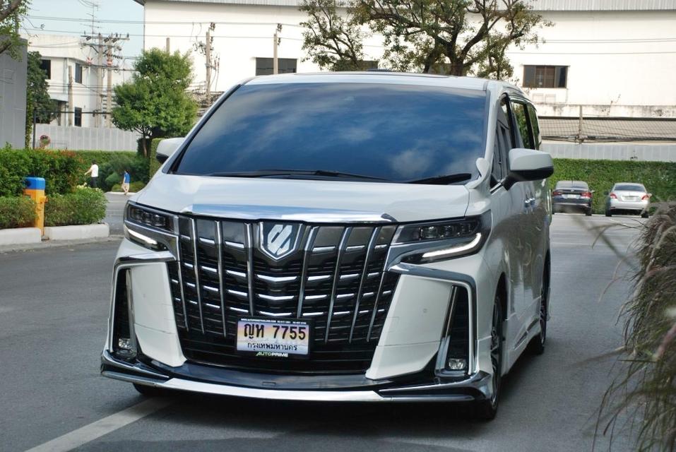  Toyota ALPHARD 2.5 SC PACKAGE ปี 2020 สีขาวมุข เบนซิน ไมล์ 61,000 กม. 9