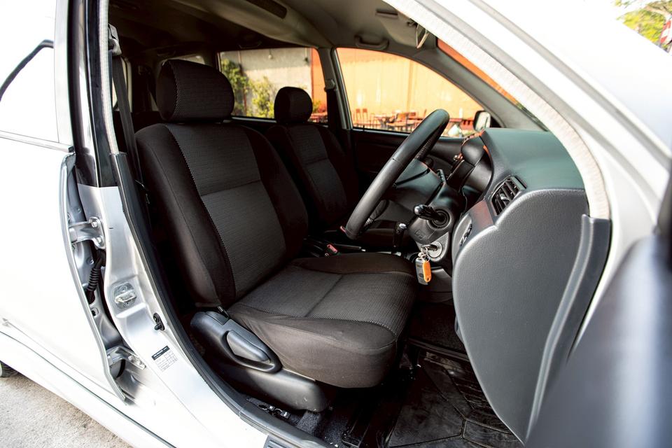 Toyota Avanza 1.3E ปี 2005  Auto สวยเดิม หายาก สภาพดี รูปที่ 11