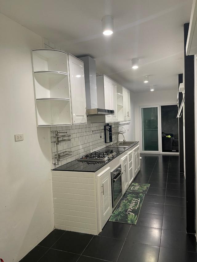 ขายด่วน !!! บ้านเดี่ยวหลังมุม ทำเลดี  ใกล้สุวรรณภูมิ 6