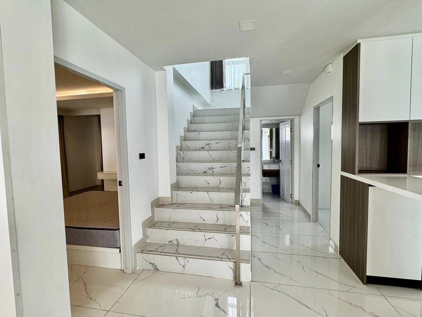 For rent Chokchai village 9 4