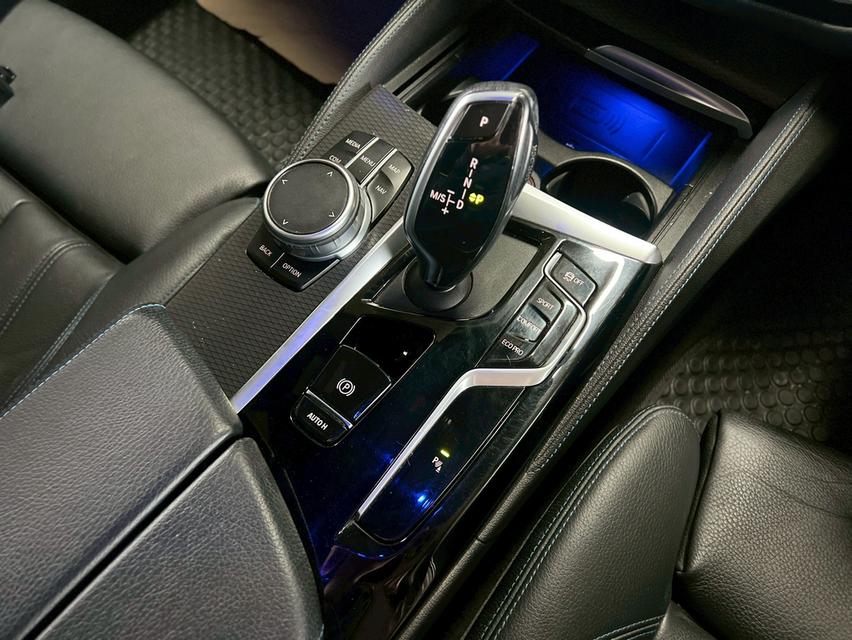 BMW 520d M Sport LCI AT ปี 2023 รถมือเดียว 12