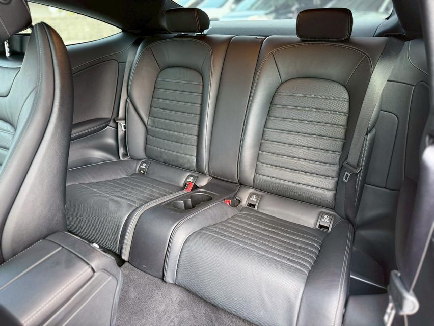 ปี 2016 BENZ C-CLASS, C250 COUPE AMGDYNAMIC โฉม W205 ปี14-23 สีแดง รูปที่ 14