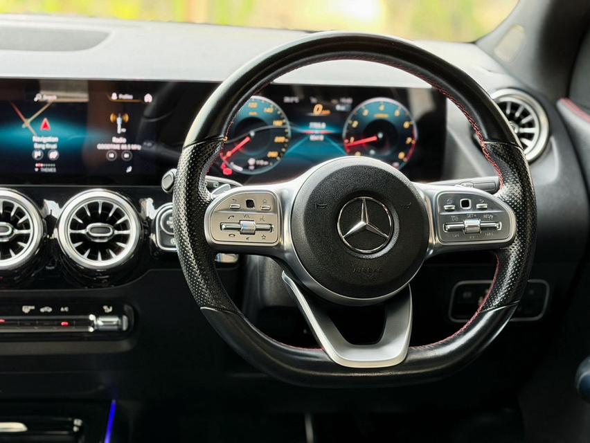 Benz GLA200 AMG Dynamic Top ปี 2021 เจ้าของเดียว ออฟชั่นแน่น รูปที่ 9