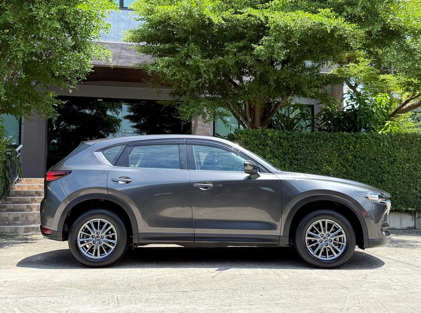 2019 MAZDA CX5 2.0 รถมือเดียวออกป้ายแดง รถวิ่งน้อย เข้าศูนย์ตรงระยะ รถไม่เคยมีอุบัติเหตุครับ 2