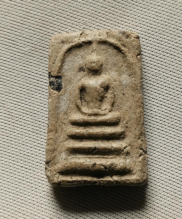 พระสมเด็จหลวงพ่อชาญณรงค์