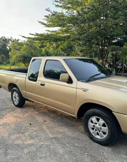 Nissan Frontier มือสอง 2