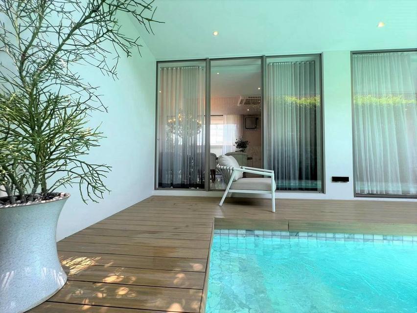 บ้านหรู รามอินทรา พูลวิลล่า กรุงเทพ สระว่ายน้ำส่วนตัว ออกแบบสวย Luxury Pool Villa | Private Resort Living in the City 5