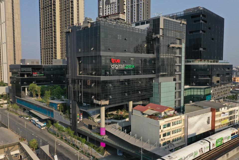 ขายบ้าน 2 ชั้นพร้อมที่ดิน 223 ตร.ว. ราคาดี ทำเลทอง เดินทางสะดวก ติด BTS ปุณณวิถี / ทรูดิจิทัล พาร์ค 3