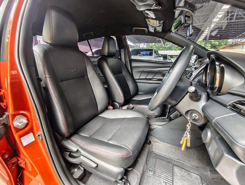 TOYOTA YARIS 1.2J 12