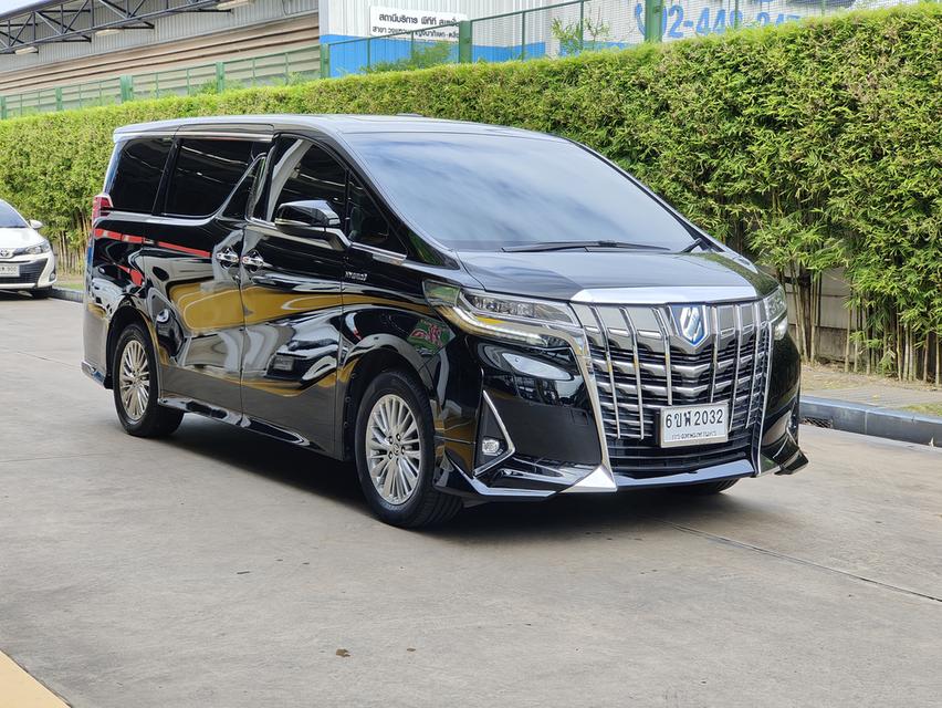 Toyota Alphard 2.5 Hybrid E-Four AT ปี 2019