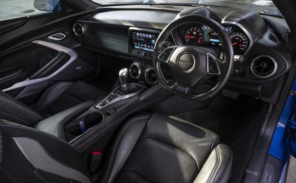 Chevrolet Camaro 2.0 Turbo ปี 2018 4