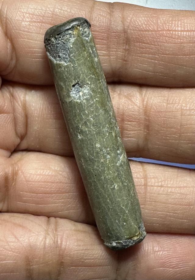 ตะกรุดสาลิกาหลวงปู่ศุขวัดปากคลองมะขามเฒ่า ผ่านการใช้เชือกหลุดหาย