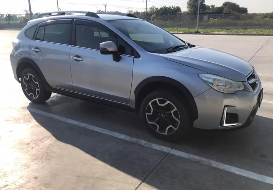 ขายด่วน SUBARU XV สีเทา ปี 2017 รถสมบูรณ์ขับปกติทุกอย่าง 2