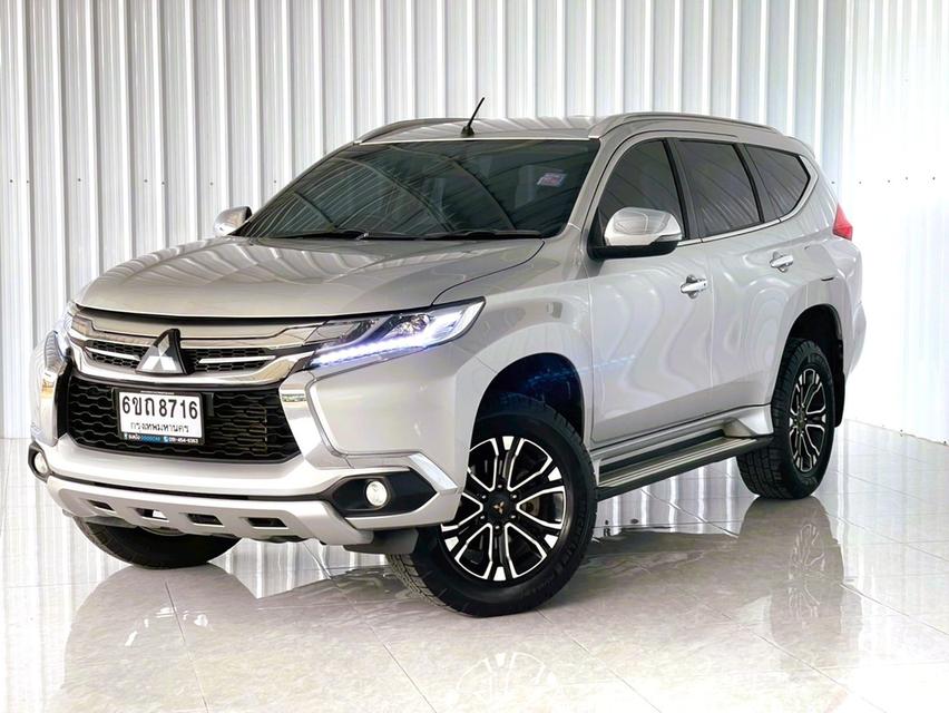 รถครอบครัว7ที่นั่ง Pajero 2.4GT ฟรีดาวน์