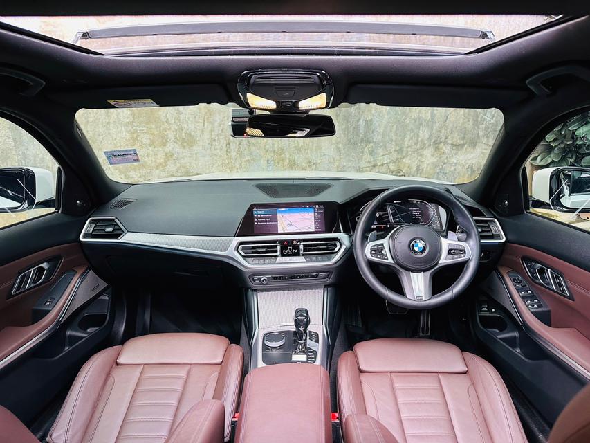 BMW 330e M Sport Plug-in Hybrid โฉม G20 ปี2021 6