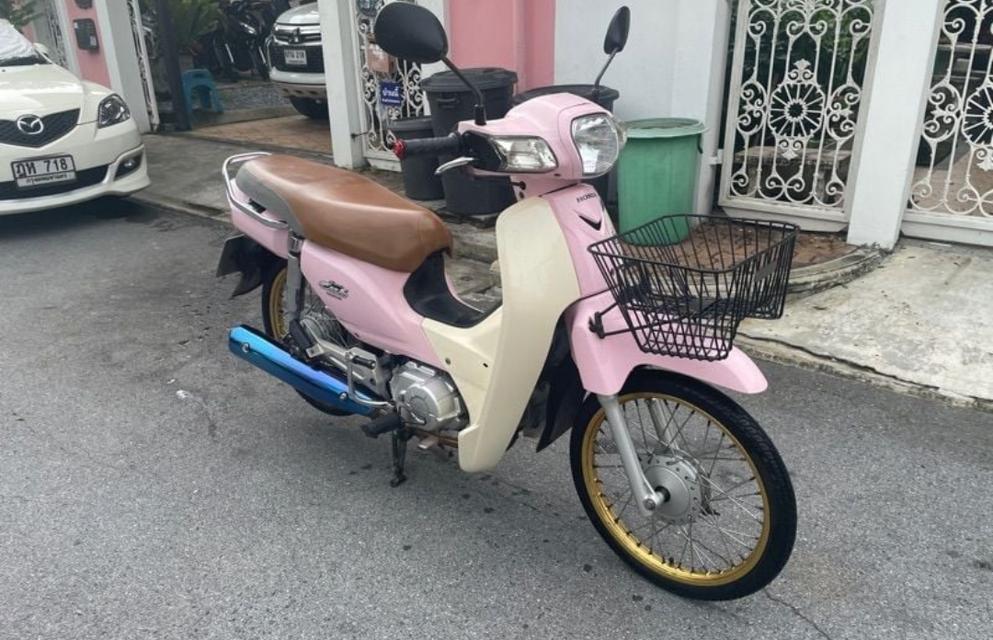 Honda รุ่น Dream Super Cub สตาร์ทมือ 4