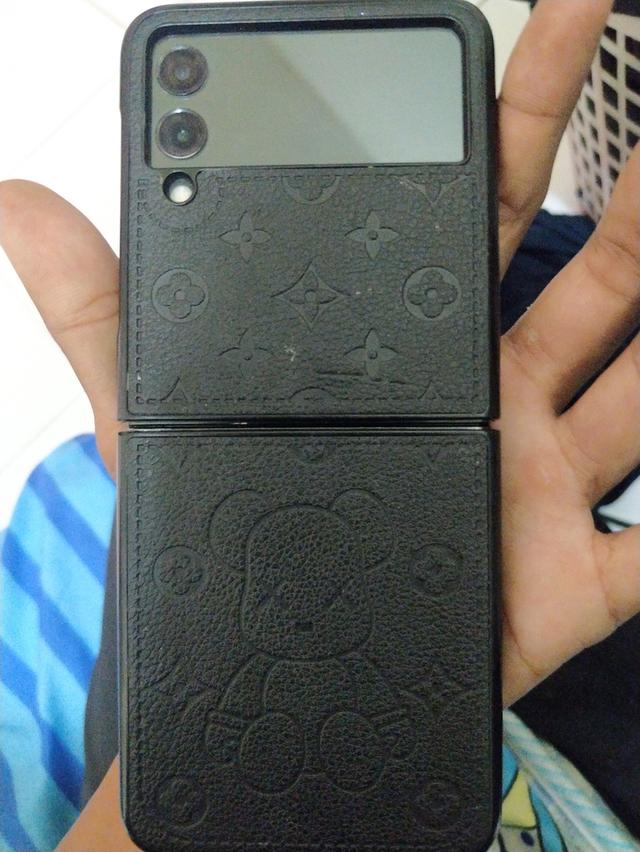 ขาย Galaxy Z Flip 3 2600฿
