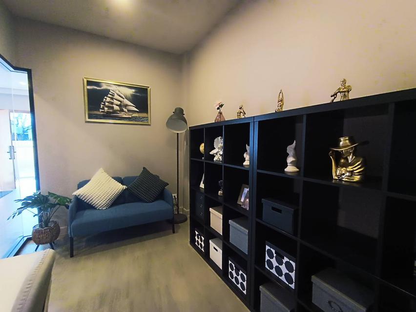 Luve Luxury Townhome 3 ชั้น ซ.ลาดปลาเค้า 10 ใกล้ ม.เกษตรฯ & Central ลาดพร้าว 4นอน4น้ำ 2จอด 200ตร.ม. เริ่ม 7.48ลบ. ลด300K ฟรีครัว+แอร์ โทร 0972044747 18