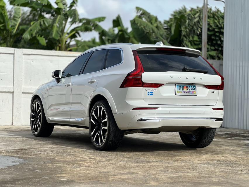 VOLVO XC60, 2.0 RECHARGE T8 R-DESIGN AWD ปี 2021 โฉม ปี14-ปัจจุบัน สีขาว รูปย่อยที่ 4