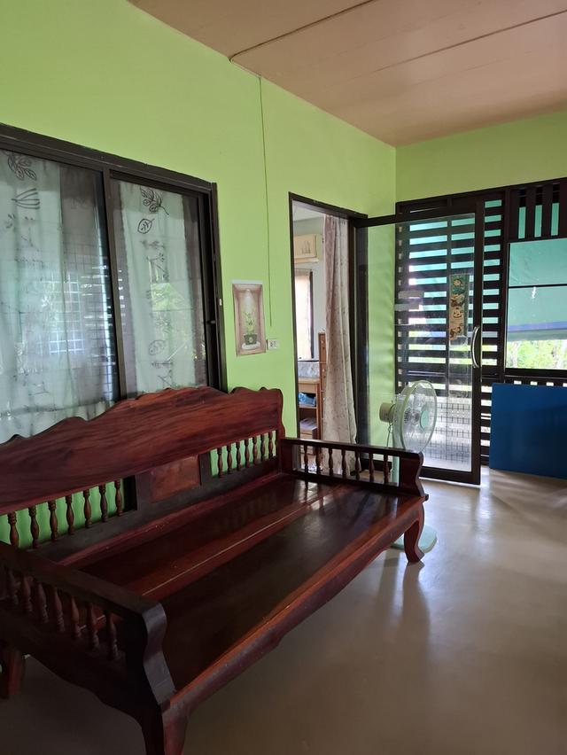 บ้าน2 ชั้น 4ห้องนอน 2ห้องน้ำ พื้นที่ใช้สอย 260 ตรม. พร้อมที่ดิาปลูกผลไม้รอบบ้าน 1 ไร่ 12