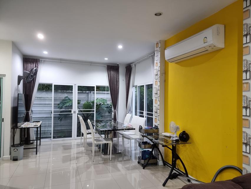 ขายบ้านเดี่ยว2 ชั้น  50 ตรว. 3 นอน 3 น้ำ ถนนหทัยราษฎร์ ใกล้ซาฟารีเวิล์ด ใกล้ย่านการค้า 4