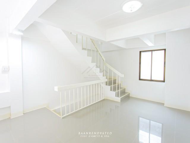 ขาย อาคารพาณิชย์ 3.5 ชั้น ซอยนวมินทร์ 111 รีโนเวทใหม่ทั้งหลัง ใกล้ตลาดปัฐวิกรณ์ ** เหมาะอยู่อาศัยทำออฟฟิศ หรือค้าขาย 8