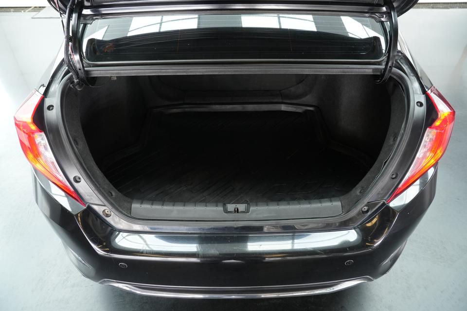 2019 HONDA CIVIC FC 1.8 EL i-VTEC สีดำ เลขไมล์ 89281 กม. 7