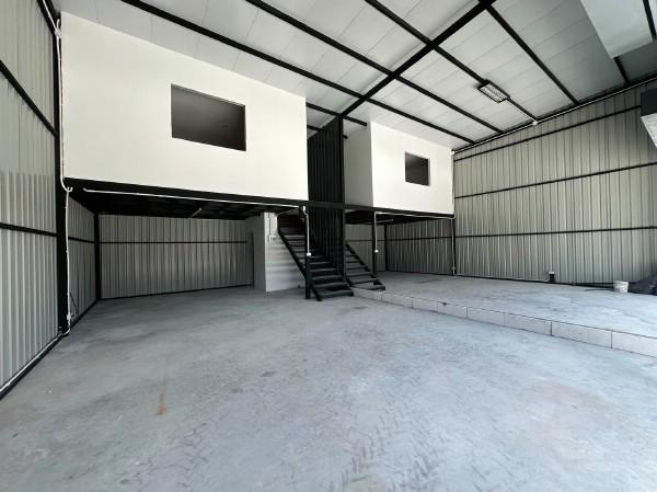 ให้เช่าโกดังพร้อมออฟฟิศ สไตล์โมเดิร์นสุขุมวิท 81 | ใกล้ BTS อ่อนนุช 4
