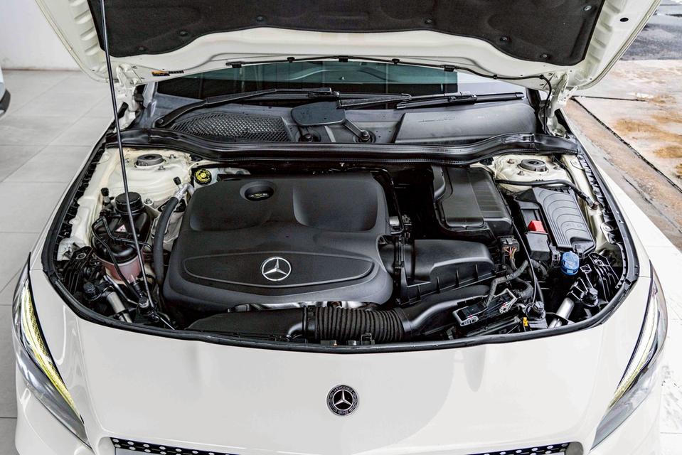 รหัสรถ NP870 รุ่นรถ : BENZ CLA250 AMG FACELIFTปีรถ : 2019 18