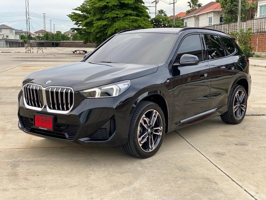 BMW X1 sDrive 20i M Sport ปี 2023 สี ดำ+ เบาะน้ำตาล 1