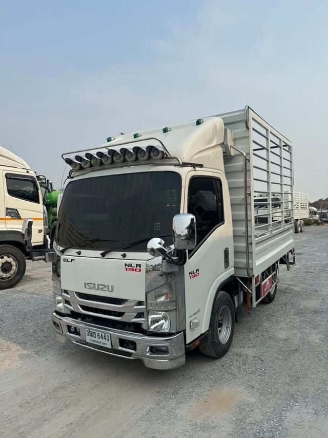 ส่งต่อรถบรรทุกคอกสูง ISUZU NLR 130 HP ปี 65  2