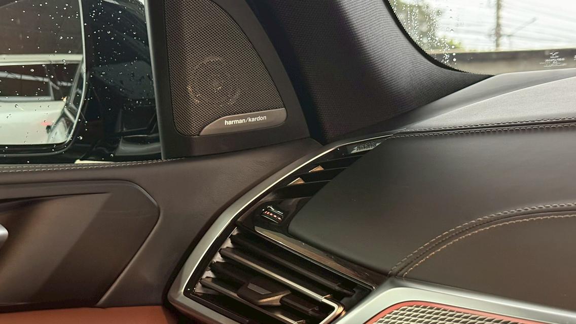 รหัสรถ PBG9999 BMW X5 xDrive45e M Sport  รถออกสิ้นปี 2022 14