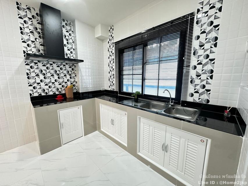 ฟลอร่าวิลล์ สุวินทวงศ์ 7