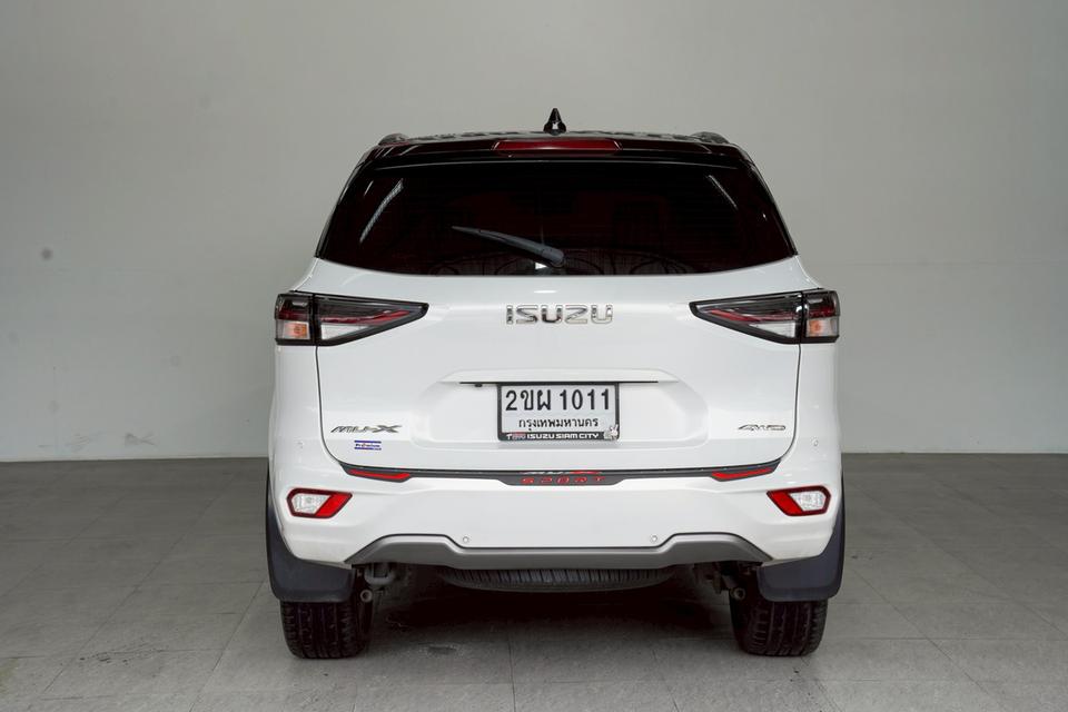 ISUZU MU-X 3.0 ULTIMATE AT (ปี 2021 จด 2022)