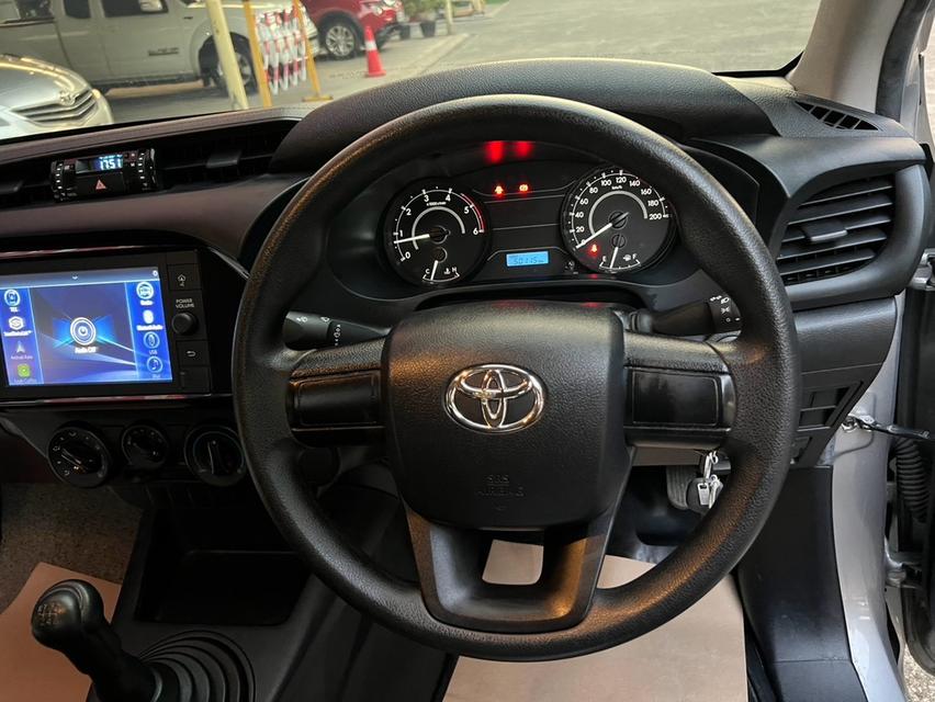TOYOTA REVO ปี 2022 รุ่น 2.4 ตอนเดียว Z edition เกียร์ธรรมดา สีเทา รถบ้านมือเดียว เลขไมล์น้อยมากๆ 5หมื่นกว่าkm ซื้อมา รูปที่ 10