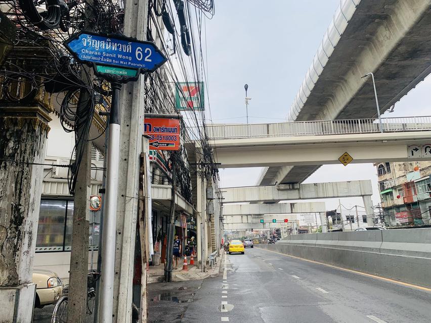ขายบ้านเดี่ยวไม้ 2 ชั้น ในซอยจรัญฯ 62 แยก 3 ติดรถไฟฟ้าศิริธร หรือแยกบางพลัด