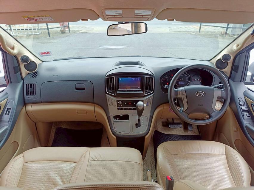 Hyundai H1 2.5Elite ปี18 8