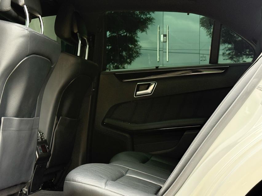 2014 BENZ E250 AMG DYNAMIC รถมือเดียวออกศูนย์ BENZ THAILAND รถวิ่งน้อย ประวัติศูนย์ครบ ไม่มีอุบัติเหตุครับ 14