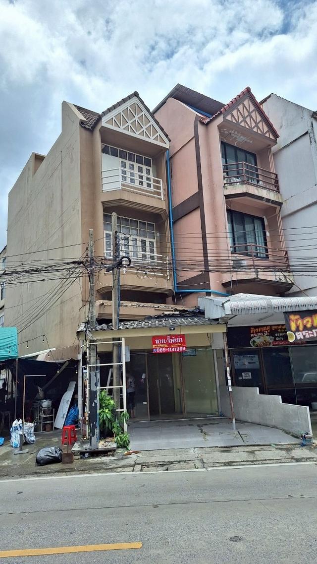 ขายอาคารพาณิชย์4ชั้น แถวรามอินทรา 4