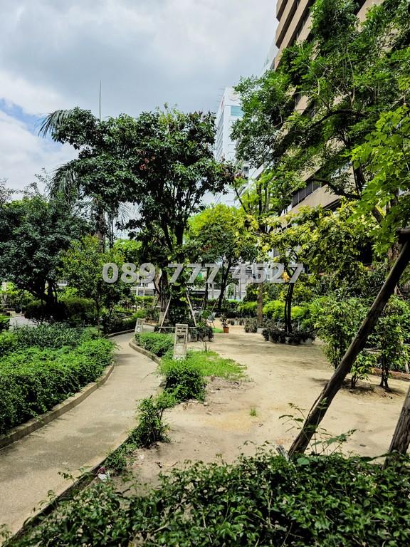 [ขาย] คอนโด สุขุมวิท ลิฟวิ่ง ทาวน์ (Sukhumvit Living Town) อโศก 2 นอน 58.90 ตรม. มีที่จอดรถประจำ ใกล้ MRT เพชรบุรี และ มศว 8