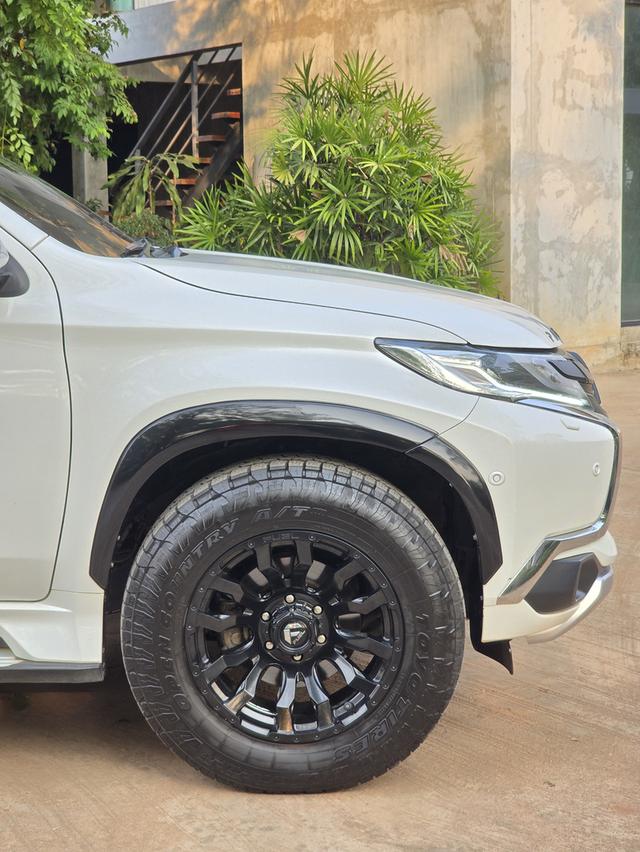 Mitsubishi Pajero Sport 2.4D GT Premium 14