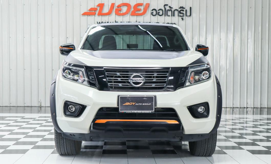 NISSAN NAVARA NP 300 KING CAB CALIBRE 2.5 E BLACK EDITION 2 2019 2