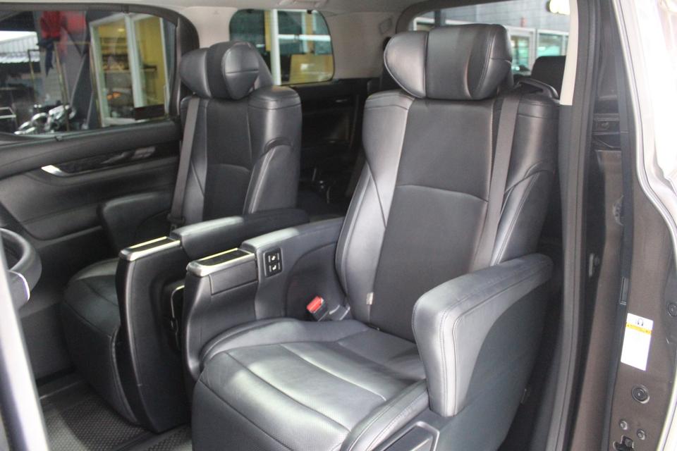 รหัสรถ JRS2820 เข้าใหม่ Toyota Vellfire 2.5 ZG Edition น้ำมันล้วน ปี 2019 มือเดียวป้ายแดง 13