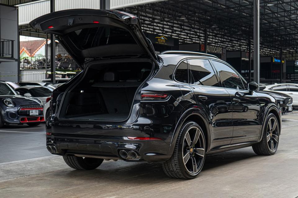 Cayenne 4