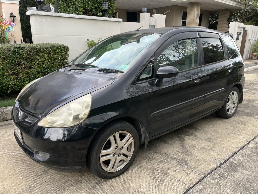 Honda Jazz GD 1.5 IDSI ปี 2006 ขายตามสภาพ 6